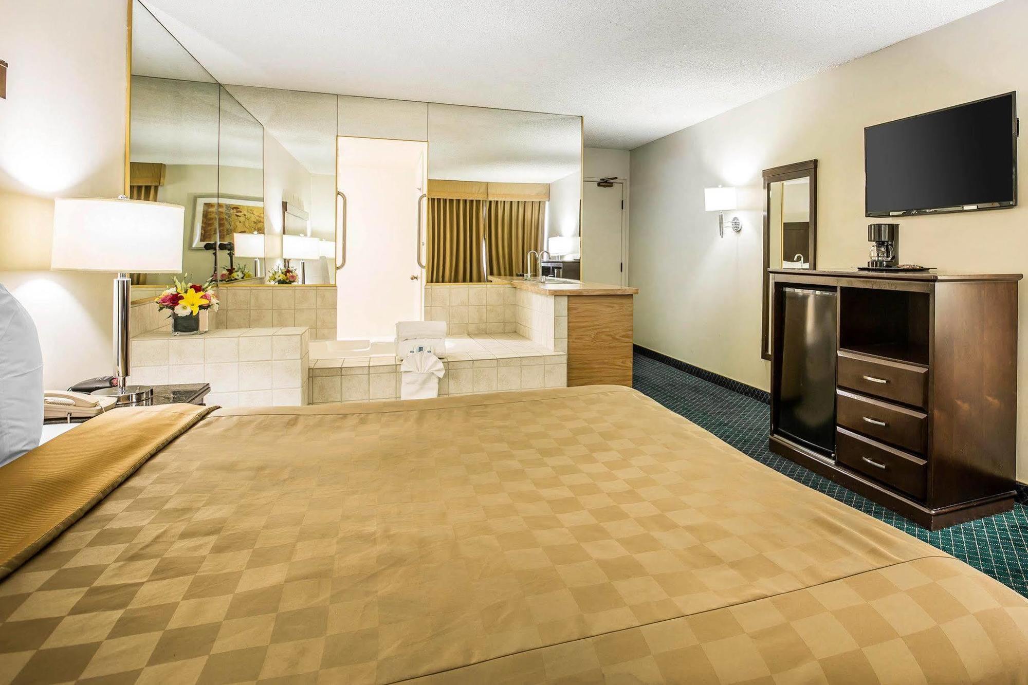 California And Hotel